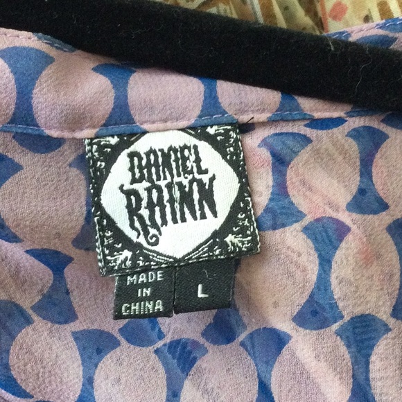 Rayon sheer top with purple tank attached blousy sleeves - Picture 2 of 4